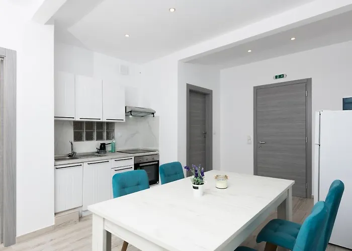 Diamanti Downtown Limenas (Thasos)